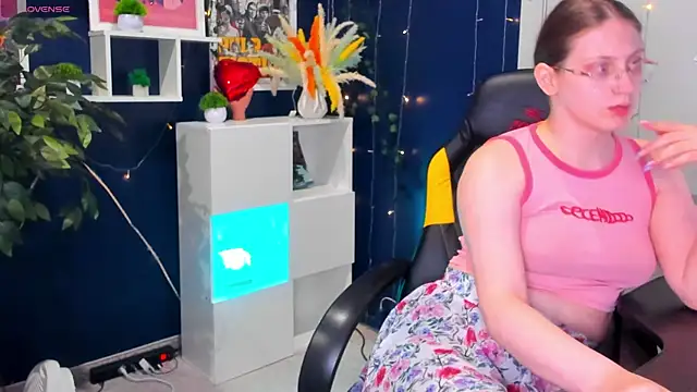 Queen Milena online show from 20, 5, 2026