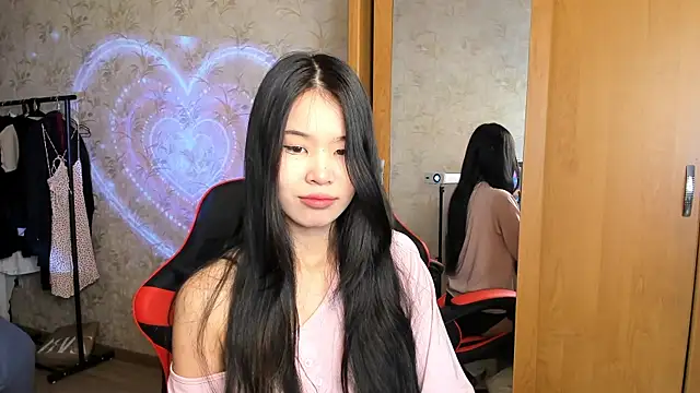 Snapshot of Akiba_cute chatting on 14, 5, 2026 Akiba cute online show from 14, 5, 2026