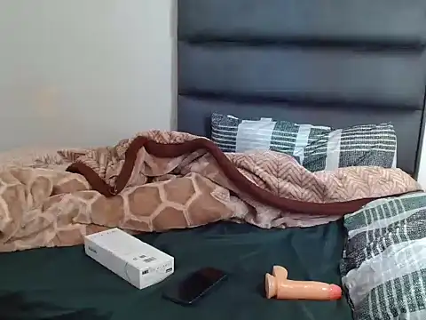 Sugerboobs online show from 28, 4, 2026