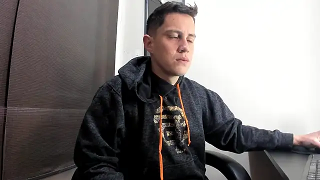 Snapshot of KendricTorres chatting on 21, 5, 2026 KendricTorres online show from 21, 5, 2026