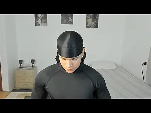 Snapshot of sant_wahlberg chatting on 22, 5, 2026 sant wahlberg online show from 22, 5, 2026