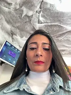 IsabellaMariet online show from 10, 6, 2026