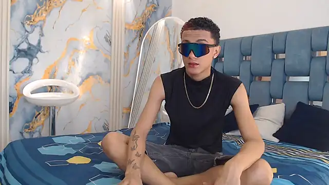 Snapshot of KING_BOYS2026 chatting on 29, 5, 2026 KING BOYS2026 online show from 29, 5, 2026