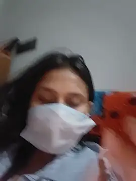 sassyygurl online show from 18, 5, 2026