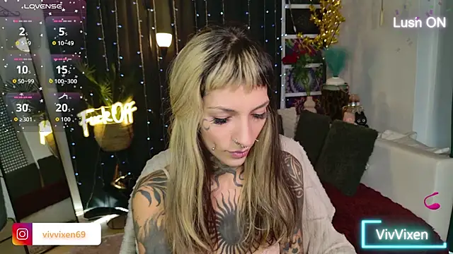 Snapshot of VivVixen chatting on 6, 8, 2026 VivVixen online show from 6, 8, 2026