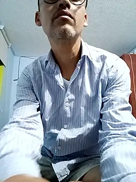 Snapshot of jairo43 chatting on 6, 5, 2026 jairo43 online show from 6, 5, 2026