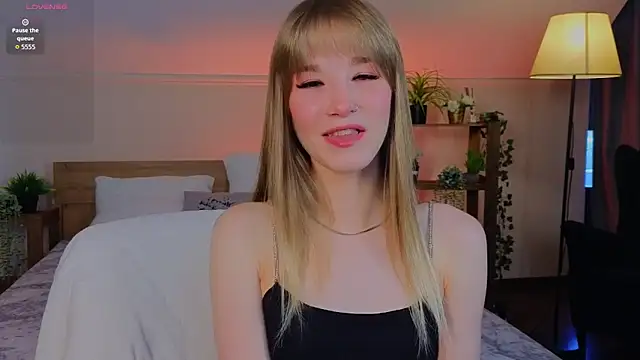Snapshot of MilliBrownn chatting on 1, 5, 2026 MilliBrownn online show from 1, 5, 2026