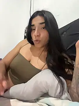 Snapshot of InesD_Arcy chatting on 5, 6, 2026 InesD Arcy online show from 5, 6, 2026