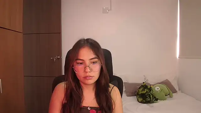 abbyyandmaxx online show from 19, 6, 2026