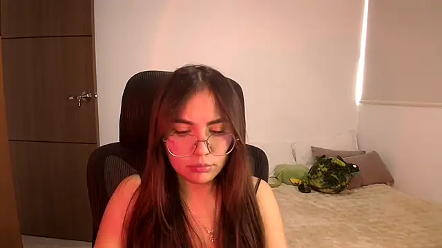 abbyyandmaxx online show from 10, 7, 2026