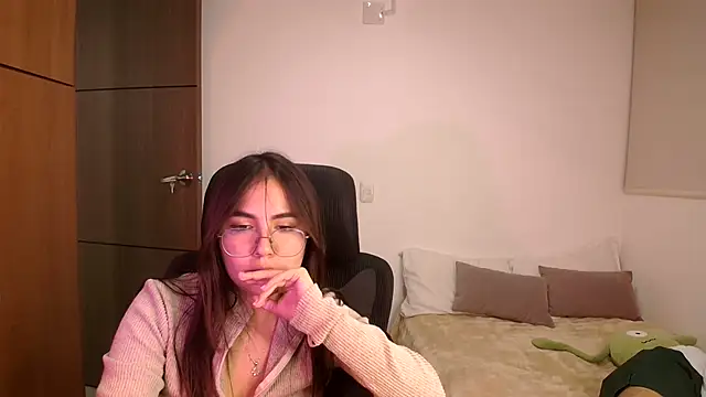 abbyyandmaxx online show from 11, 7, 2026