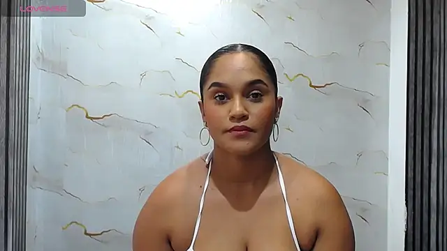 Liaa cams online show from 22, 6, 2026