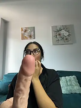 Snapshot of AnyEvyy chatting on 5, 6, 2026 AnyEvyy online show from 5, 6, 2026