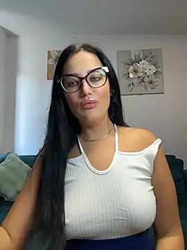 Snapshot of AnyEvyy chatting on 26, 7, 2026 AnyEvyy online show from 26, 7, 2026
