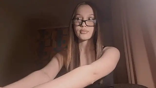 Snapshot of Katrinethequeen chatting on 10, 5, 2026 Katrinethequeen online show from 10, 5, 2026