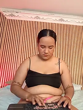 NATY BUSTOS online show from 9, 5, 2026