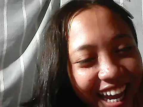 Snapshot of Yours_AsianPinayGirl18 chatting on 17, 6, 2026 Yours AsianPinayGirl18 online show from 17, 6, 2026