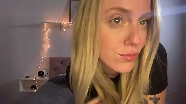sweetemma x online show from 25, 7, 2026