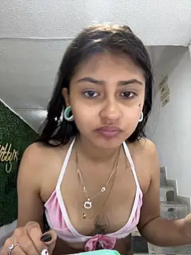 Snapshot of Noa_lau chatting on 8, 7, 2026 Noa lau online show from 8, 7, 2026