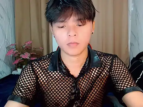 yourhotasiandoms online show from 4, 5, 2026