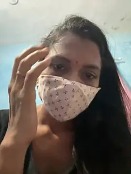 Dimpu queens online show from 8, 5, 2026