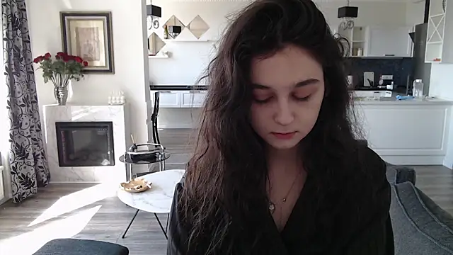cute lilia online show from 5, 5, 2026