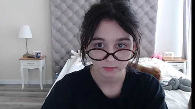 Snapshot of cute_lilia chatting on 25, 5, 2026 cute lilia online show from 25, 5, 2026