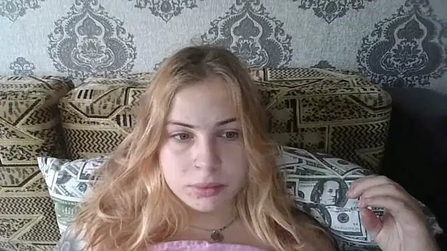Snapshot of cute_lilia chatting on 13, 7, 2026 cute lilia online show from 13, 7, 2026