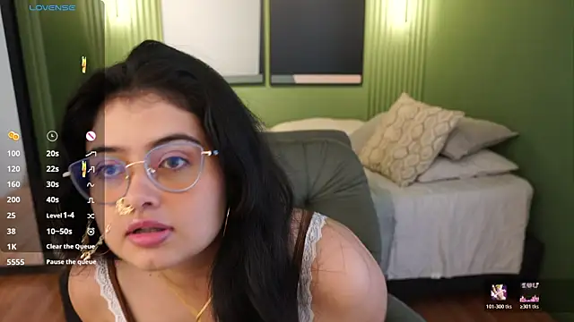 Snapshot of Madison_Flame chatting on 26, 6, 2026 Madison Flame online show from 26, 6, 2026