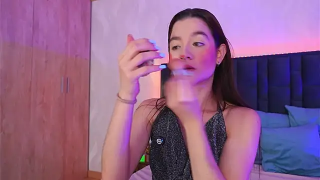 Snapshot of LucyFlame chatting on 19, 6, 2026 LucyFlame online show from 19, 6, 2026