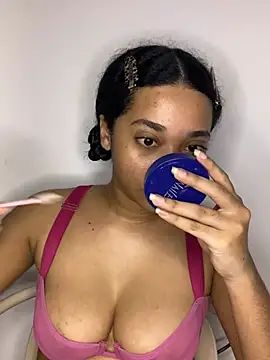  sweetSabrina- online show from 12, 5, 2026