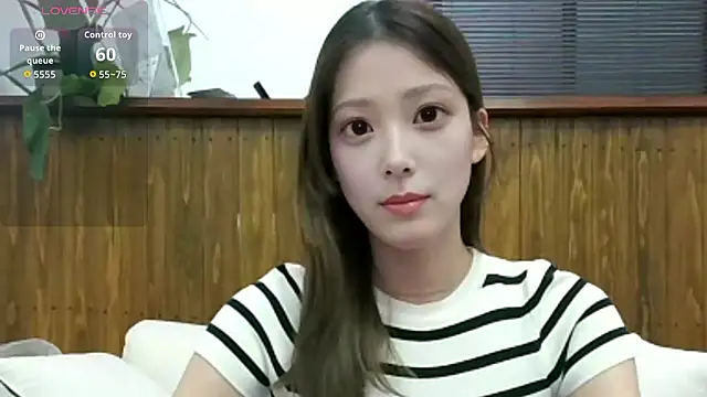 Snapshot of rii_nyan chatting on 21, 5, 2026 rii nyan online show from 21, 5, 2026
