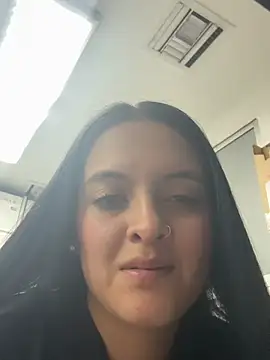 marianm29-1 online show from 17, 5, 2026