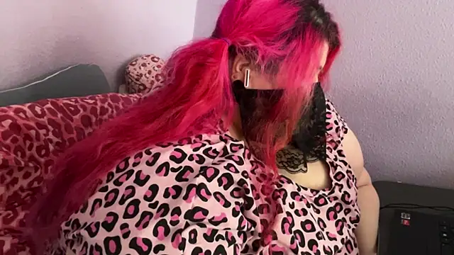 Snapshot of Lady_KitsuneBIG chatting on 19, 5, 2026 Lady KitsuneBIG online show from 19, 5, 2026