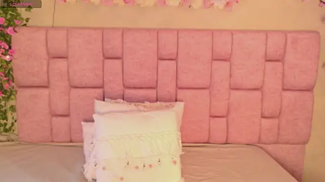 TiffanyEbony  online show from 12, 5, 2026