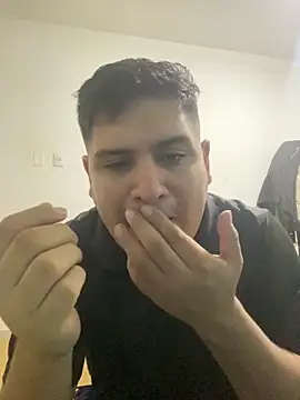 MenSexPeru online show from 3, 5, 2026