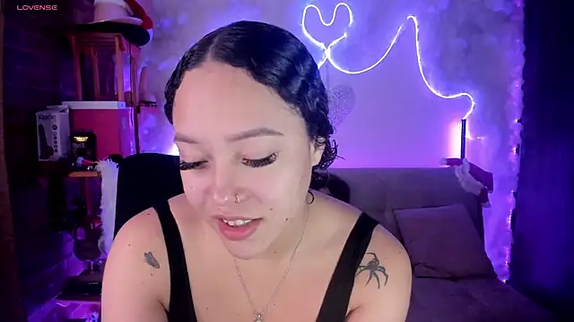 Snapshot of liz_martins1 chatting on 11, 6, 2026 liz martins1 online show from 11, 6, 2026