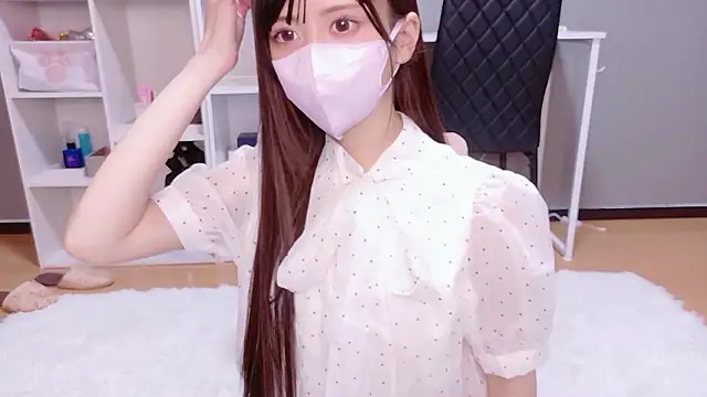 hina mochi online show from 14, 6, 2026