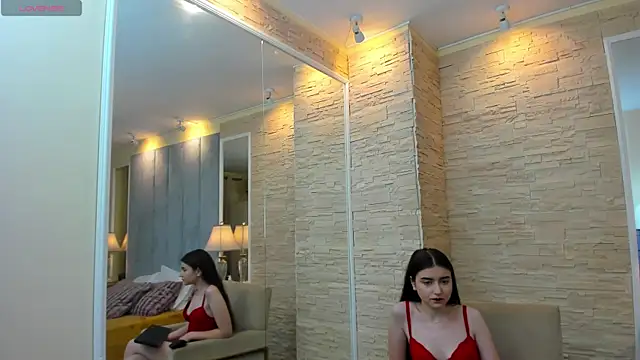Snapshot of tenny_shy chatting on 24, 6, 2026 tenny shy online show from 24, 6, 2026