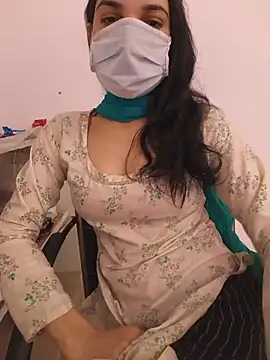 zoya baby  online show from 7, 6, 2026