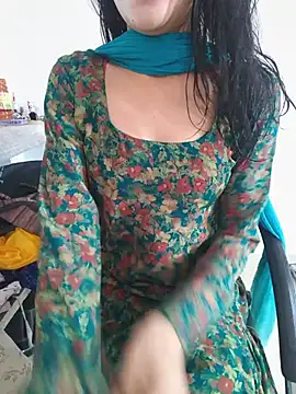 Snapshot of zoya_baby_ chatting on 3, 7, 2026 zoya baby online show from 3, 7, 2026