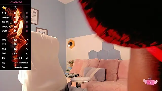 Scarlet Big boobs online show from 11, 5, 2026