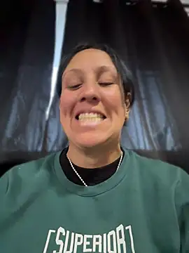 Snapshot of Cloe-Fire chatting on 20, 5, 2026 Cloe-Fire online show from 20, 5, 2026