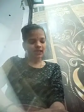 Snapshot of Student_garl_1 chatting on 28, 5, 2026 Student garl 1 online show from 28, 5, 2026