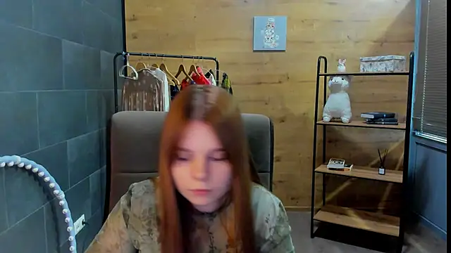 Snapshot of BarbaraaYoungg chatting on 13, 5, 2026 BarbaraaYoungg online show from 13, 5, 2026