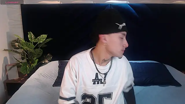 Snapshot of Spencerwhite_ chatting on 16, 6, 2026 Spencerwhite online show from 16, 6, 2026