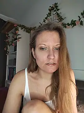Snapshot of Candy_Cougar chatting on 18, 6, 2026 Candy Cougar online show from 18, 6, 2026
