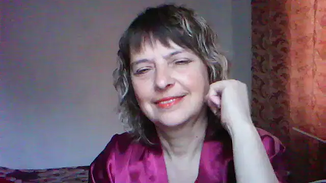 Snapshot of ElizabethGorden chatting on 7, 5, 2026 ElizabethGorden online show from 7, 5, 2026