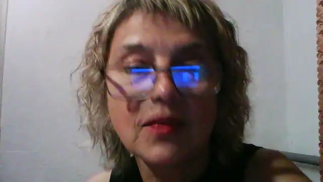 ElizabethGorden online show from 28, 6, 2026