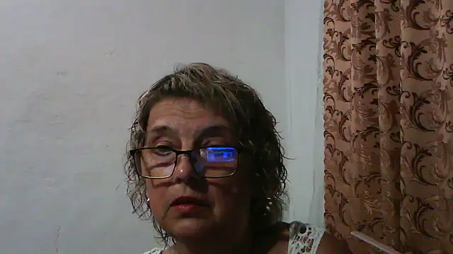 ElizabethGorden online show from 5, 8, 2026